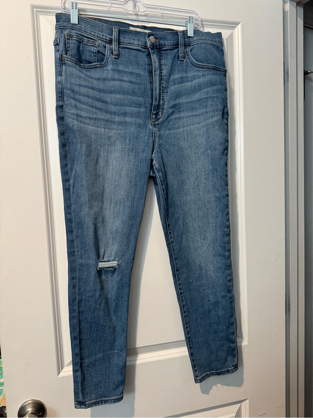 Madewell Skinny Jeans in Mid Blue with Distressed Knee
